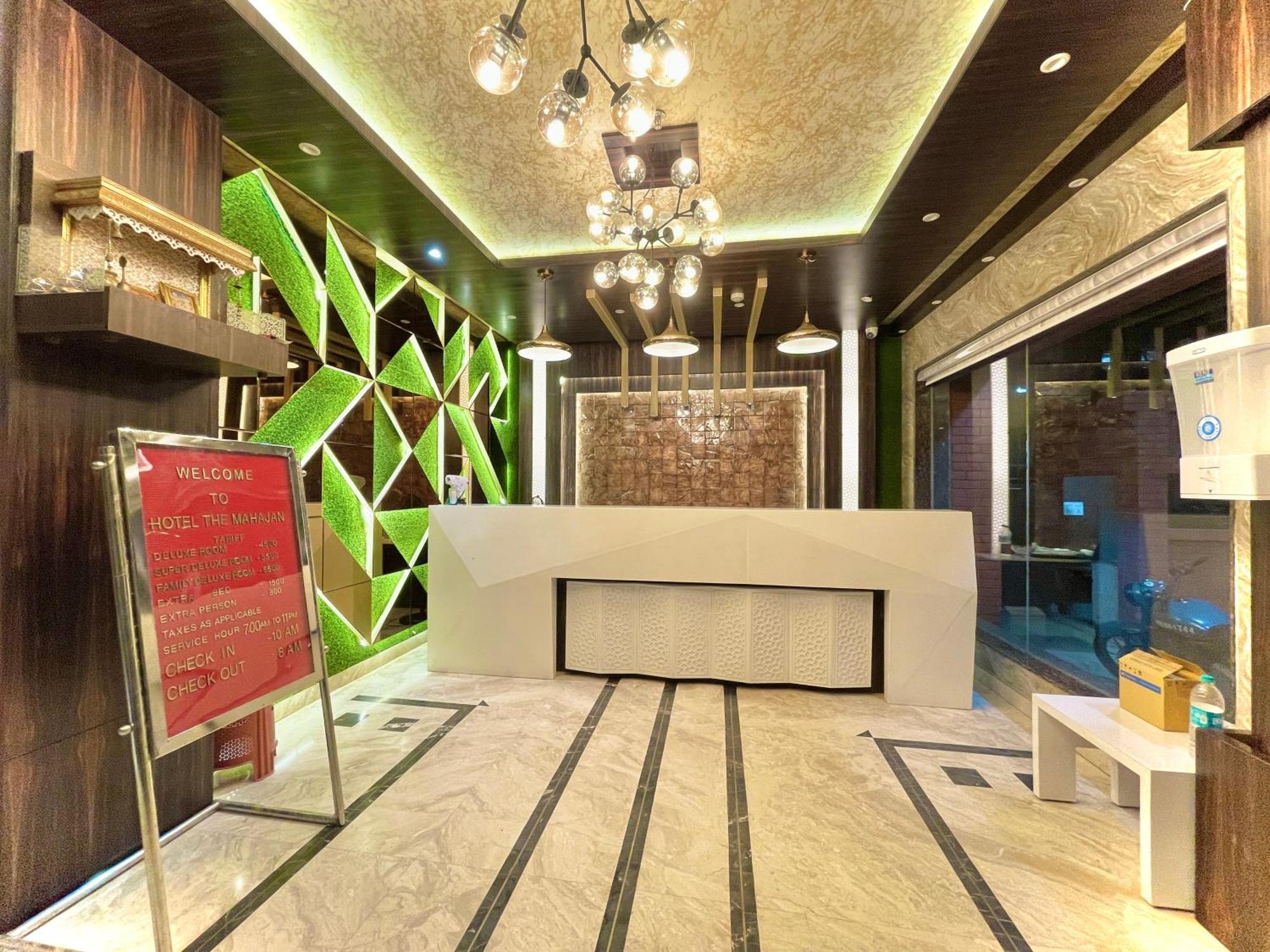 Hotel Kuber Palace ! Puri Near-Sea-Beach-And-Temple Fully-Air-Conditioned-Hotel With-Lift-And-Parking-Facility Экстерьер фото